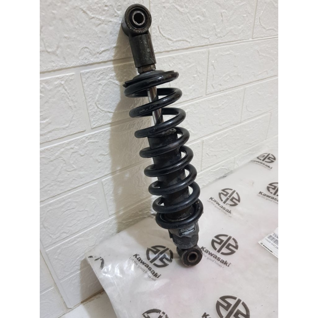 shock belakang ninja r/ss/kiss original