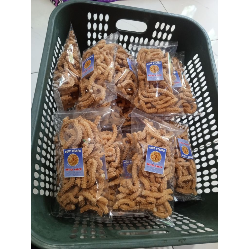 

Kue Akar klapa 250 gram rasanya manis dan gurih