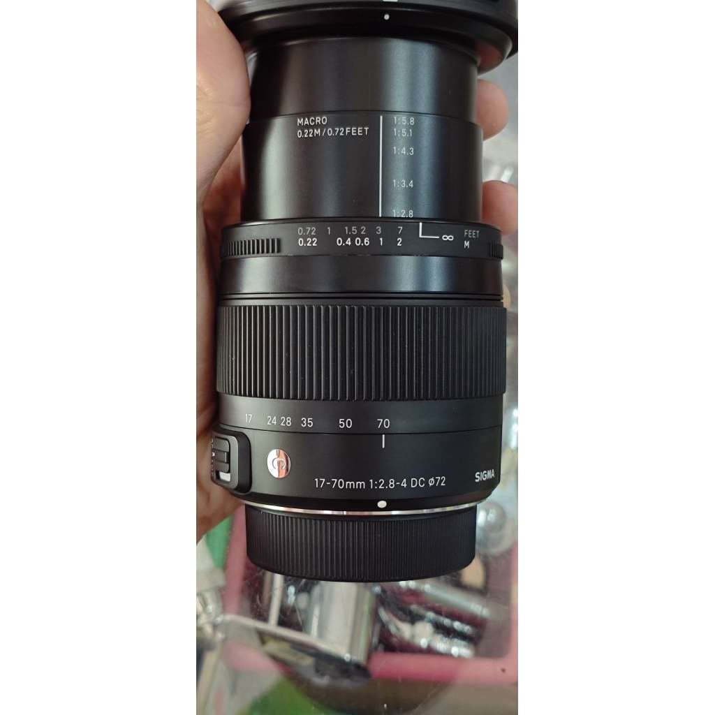 Lensa Sigma 17 -70 MM F2.8 - 4 DC Macro OS HSM Nikon F Mount