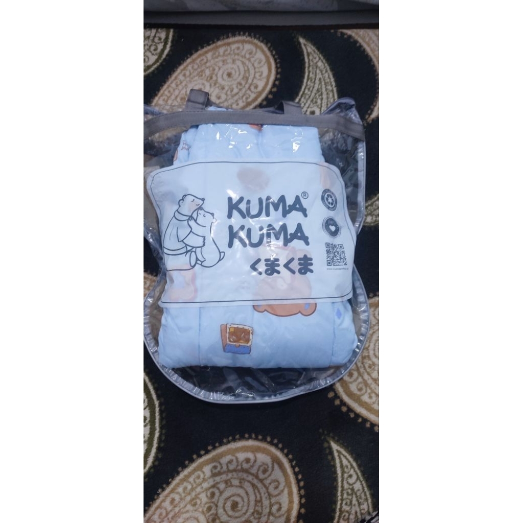 Gendongan samping kuma kuma