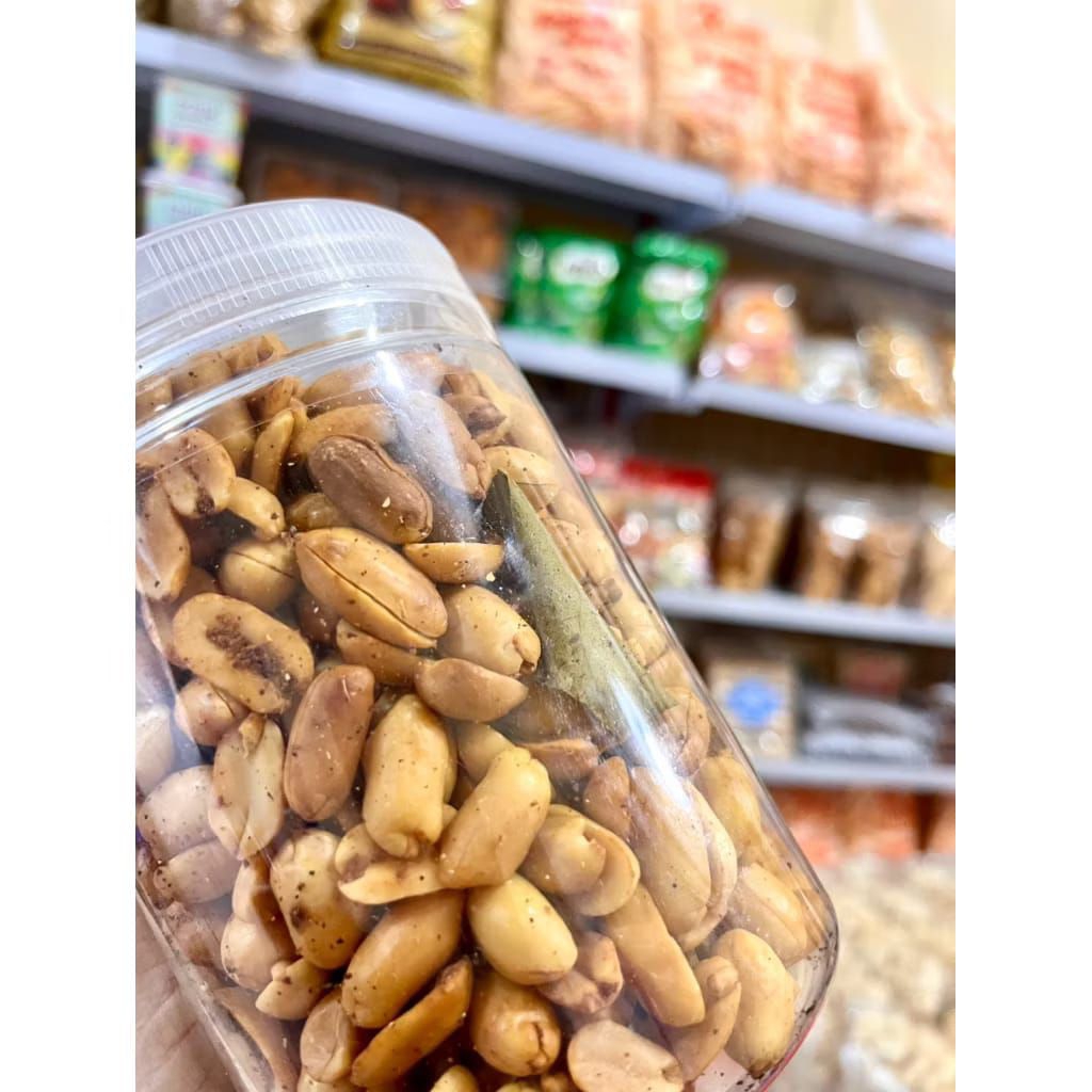 

kacang tanah kupas kulit gurih