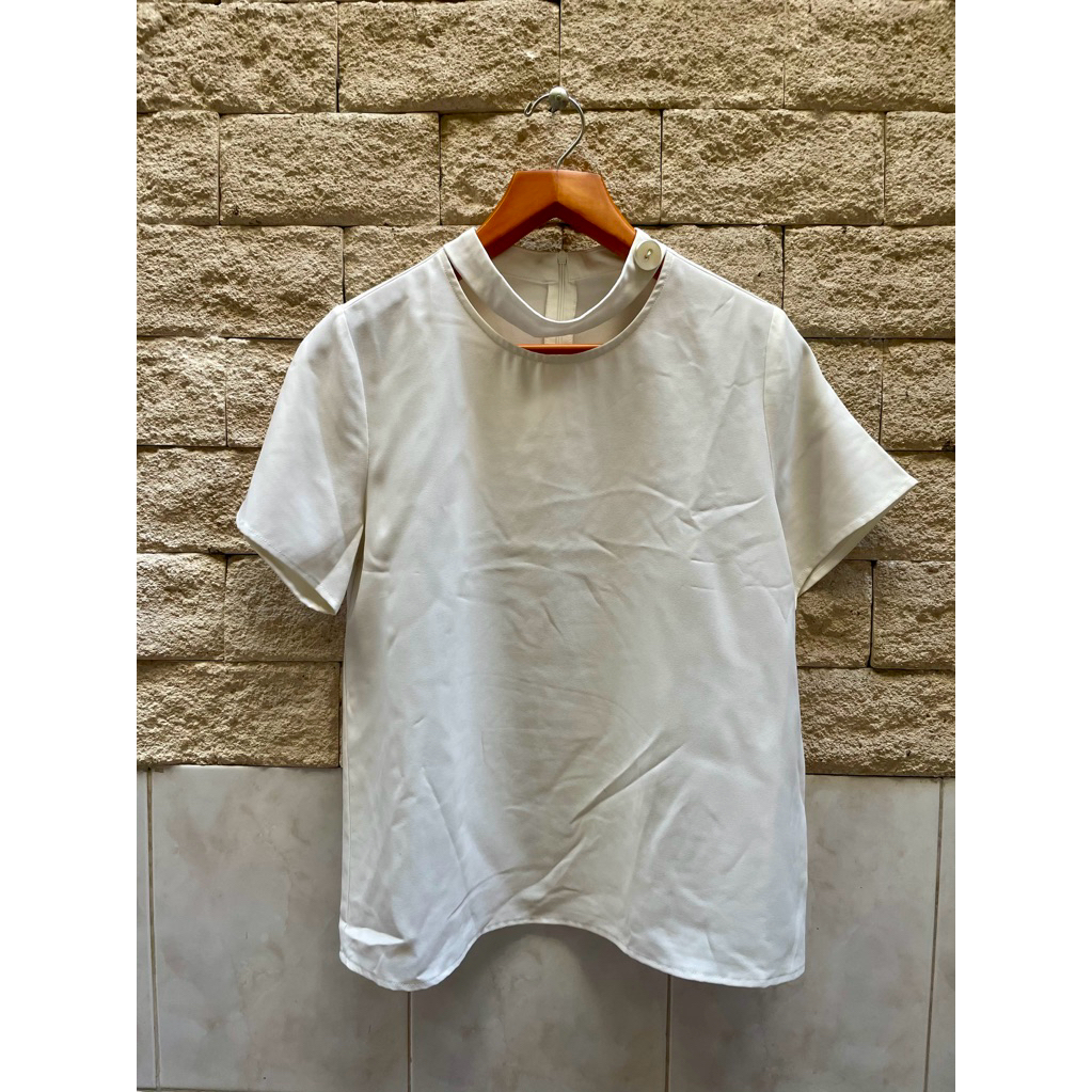 Atasan Blouse Putih White Top Formal Wanita Preloved