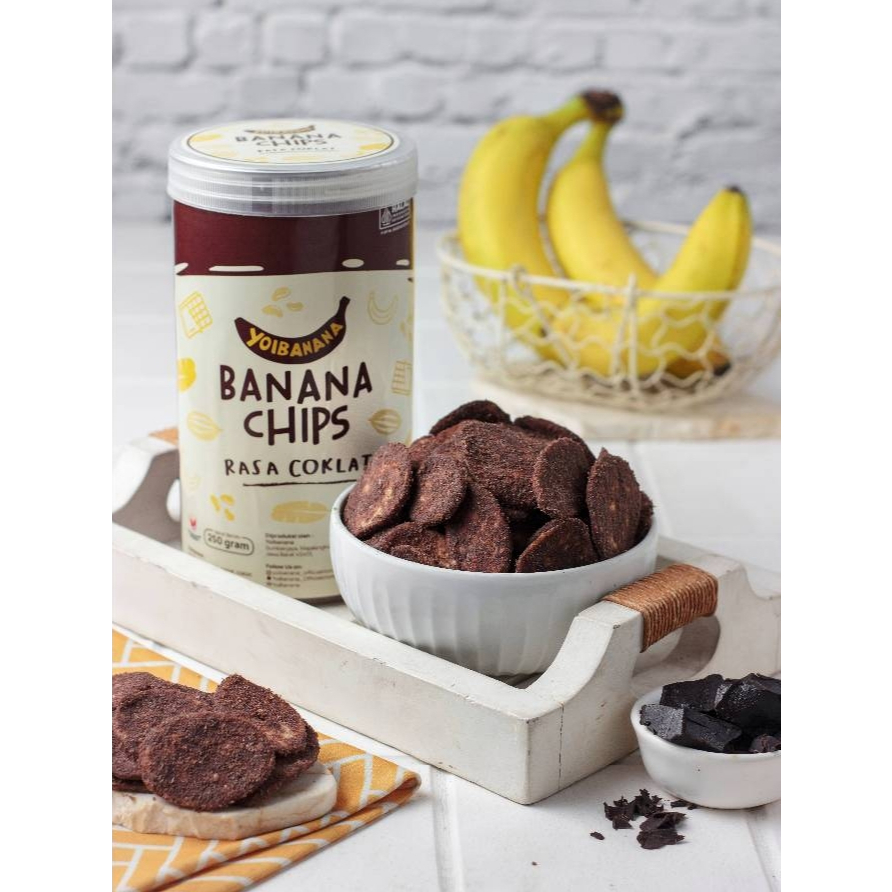 

Keripik pisang coklat Yoibanana Chips kemasan Toples camilan manis