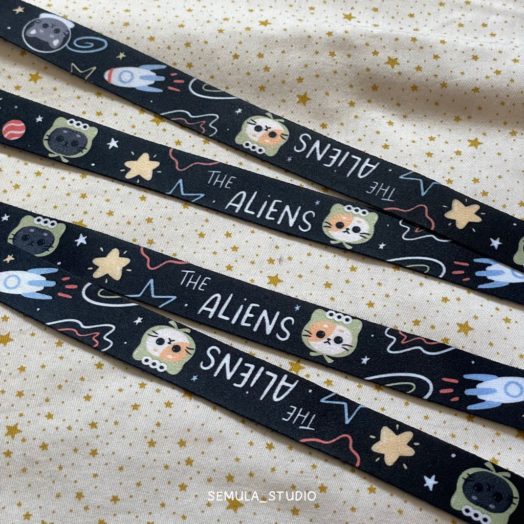 

Lanyard Leher Cat Alien Kartu Identitas Tali Gantungan Pekerja Kantor Kucing Alien Lucu Planet Galaxy | Semula Studio