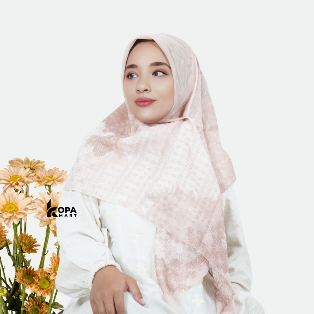 Kopamart - Hakaera Hijab Segi Empat Khadijah Kerudung Printing Premium Digital Peach HJHP006MSPNK