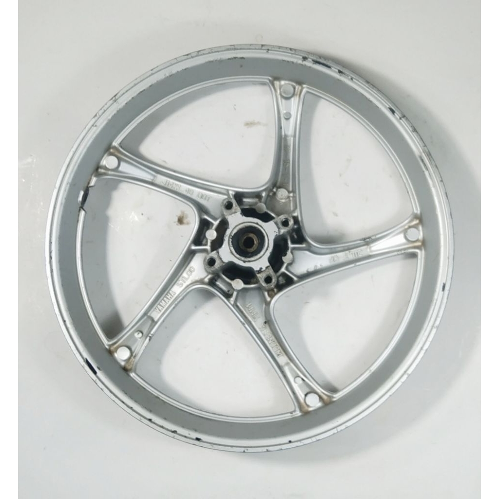 velk velg depan Yamaha Xeon karbu ORI copotan motor