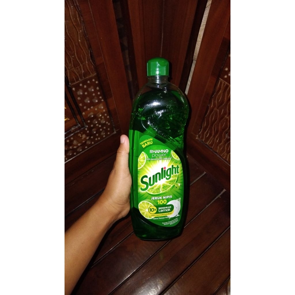 Sabun Cuci Piring Sunlight Botol 750gr
