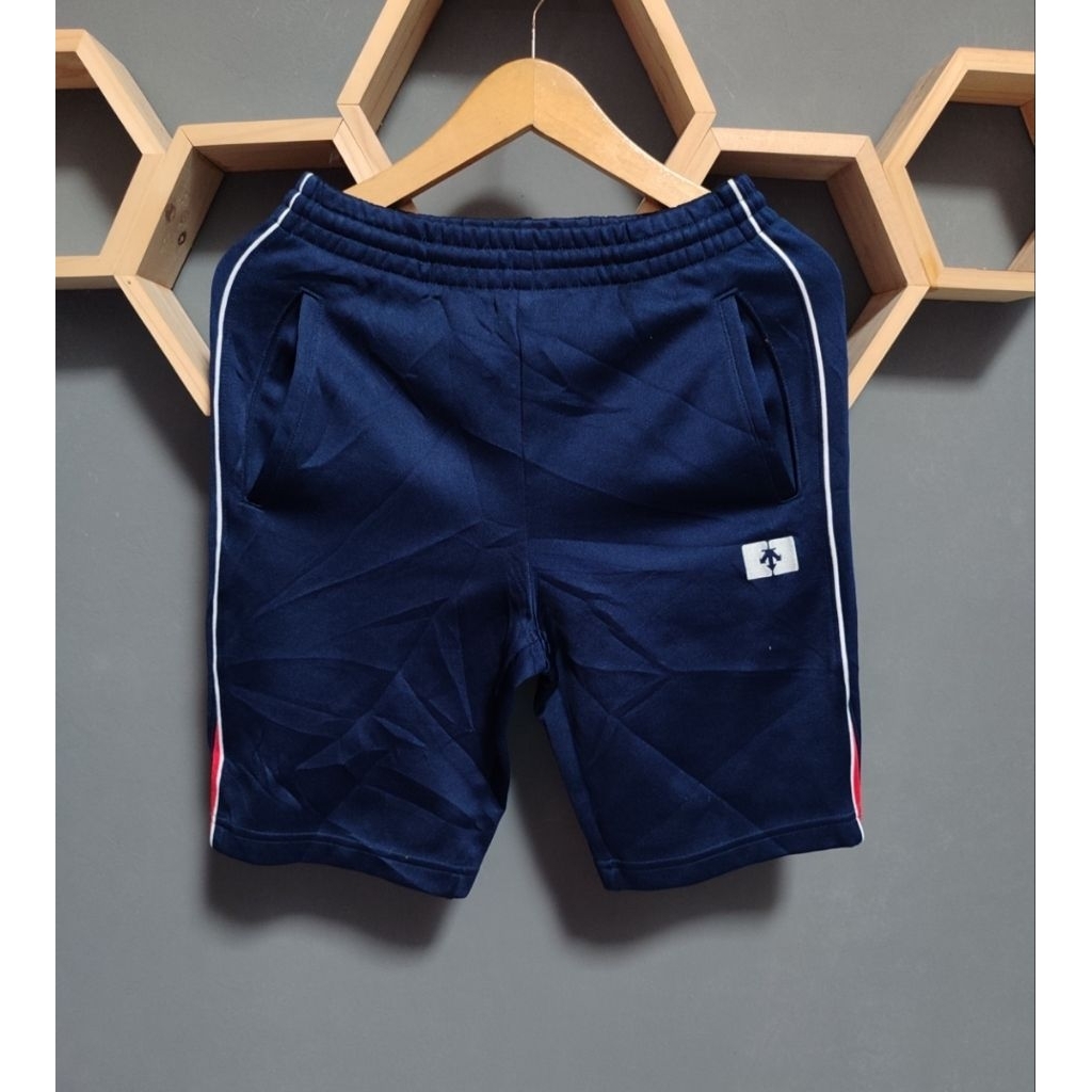 CELANA PENDEK DESCENTE RUNNING