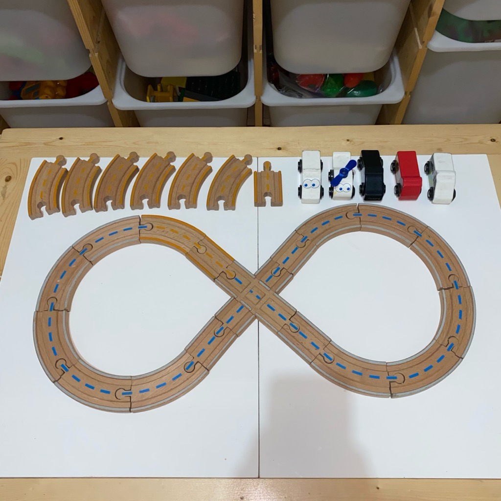 Preloved J’Adore Wooden Train Toy - Mainan Rel Kayu Dan Mobil Kayu J’Adore