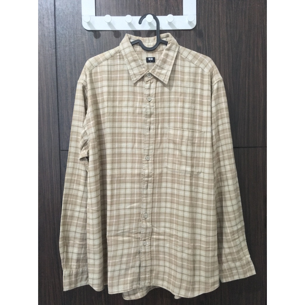 Kemeja / Flannel Lengan Panjang Uniqlo - L (dickies h&m pull & bear zara)