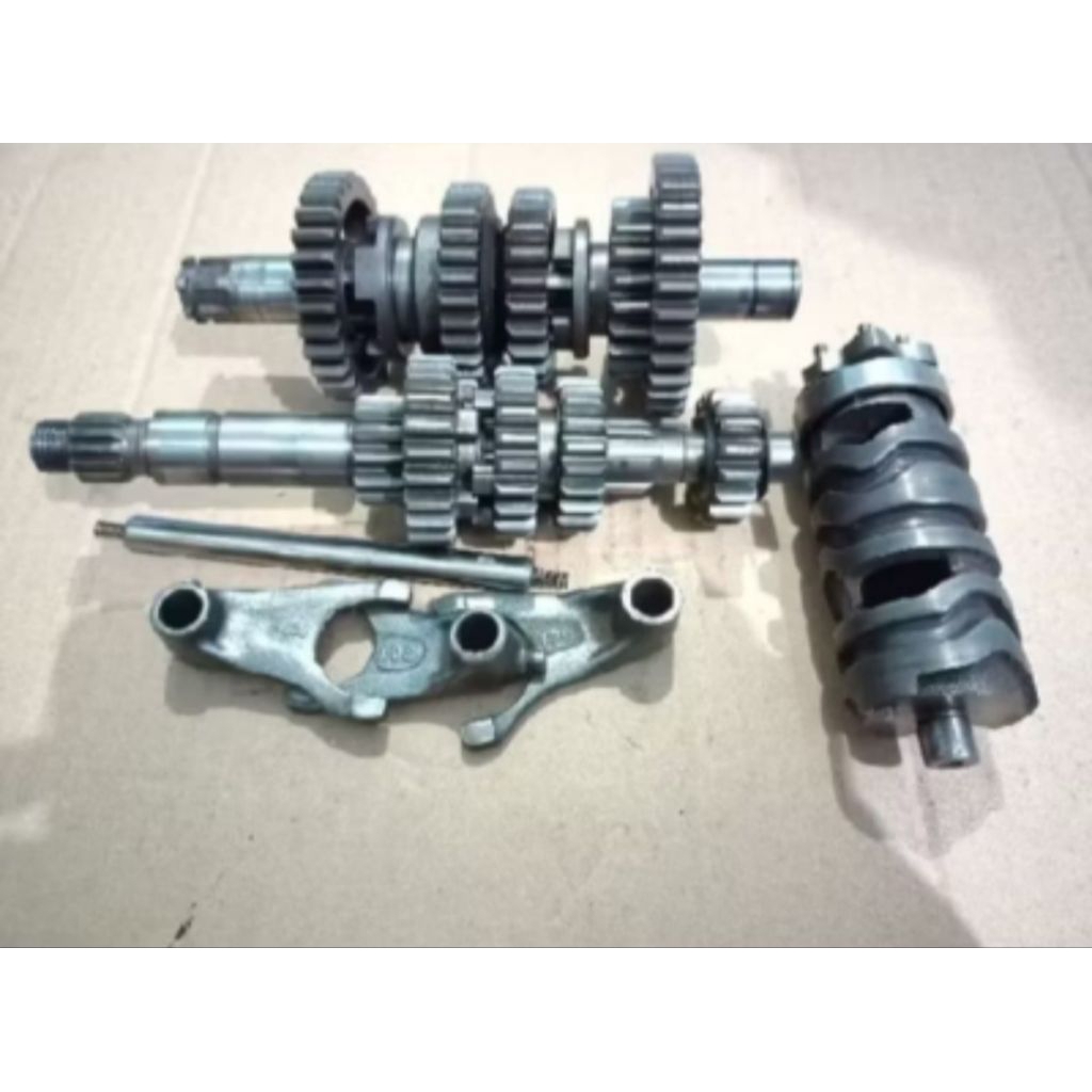 1SET RASIO TRANSMISI GEARBOX YAMAHA VIXION OLD VIXION NEW COPOTAN ORIGINAL
