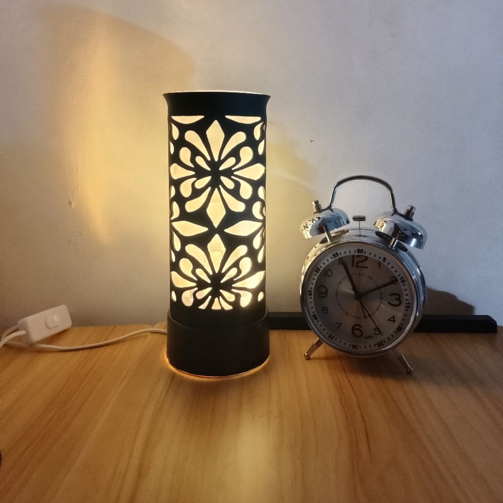 Lampu Meja Bunga Aesthetic / Lampu Tidur