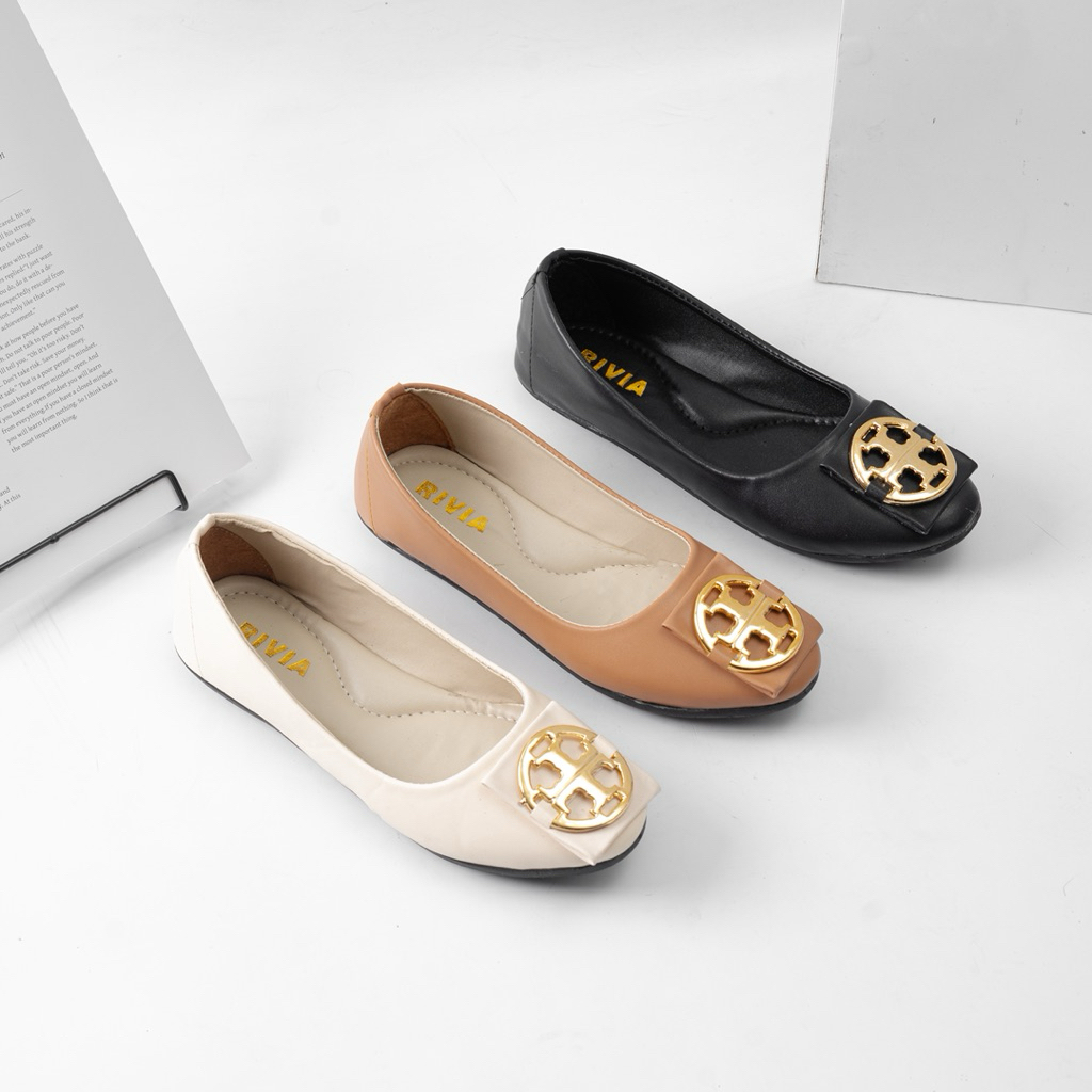 Sepatu Flatshoes Wanita Casual Variasi Manik Bahan Sintetis Super Empuk Sol Karet Tanpa Hak - RIVIA 