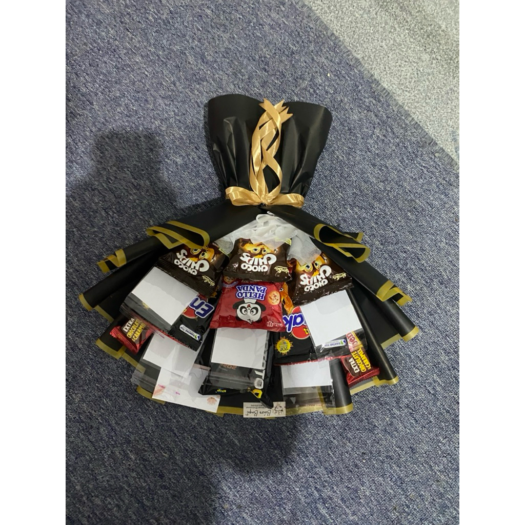 

[READY] Buket snack+slot uang kosongan/bunga