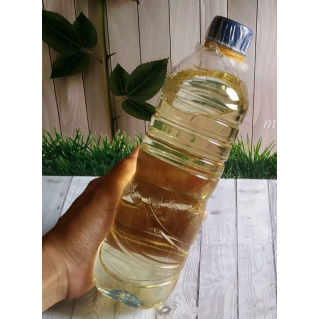 

MINYAK KLETIK MJNYAK KELAPA ASLI 500GR