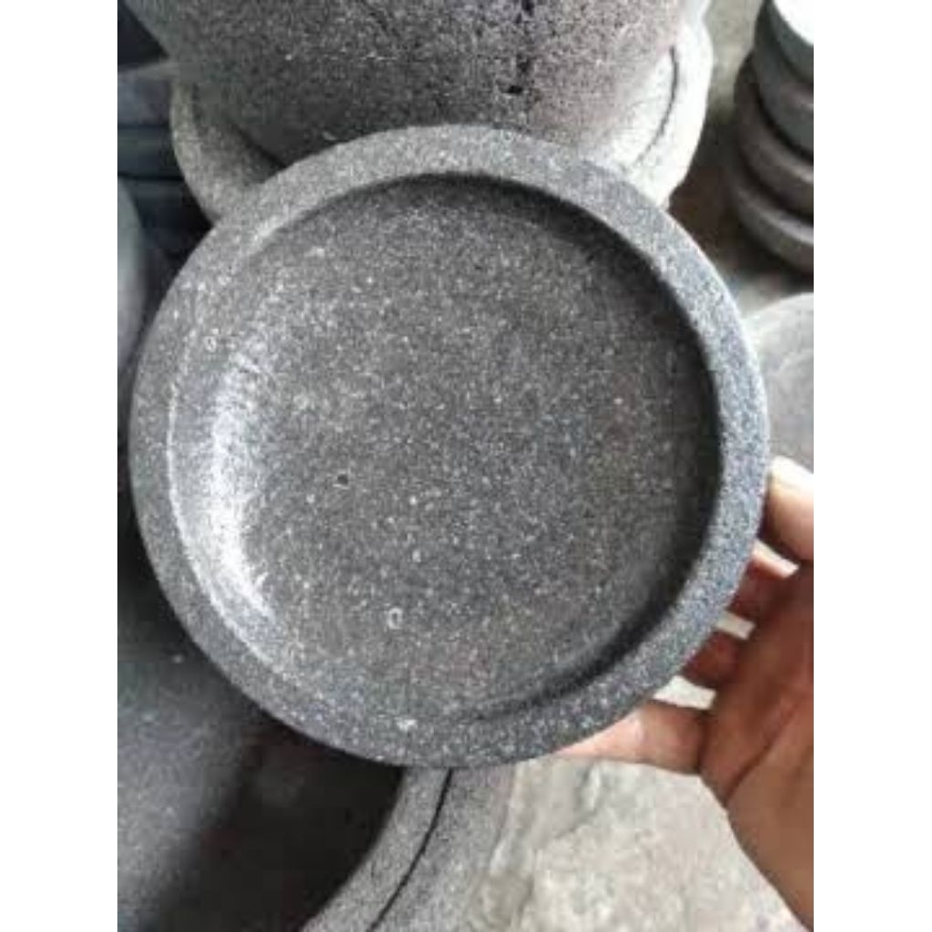 cobek saja. 15-16.17 cm. layah coet batu lemper ulegkan kecil