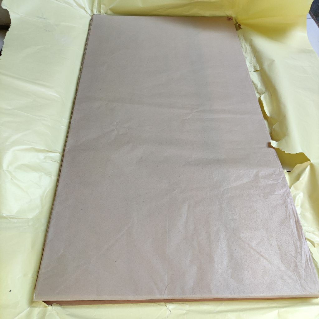 

Kertas Layangan Warna Coklat Isi 50 Lembar Ukuran 80x41 Termurah.