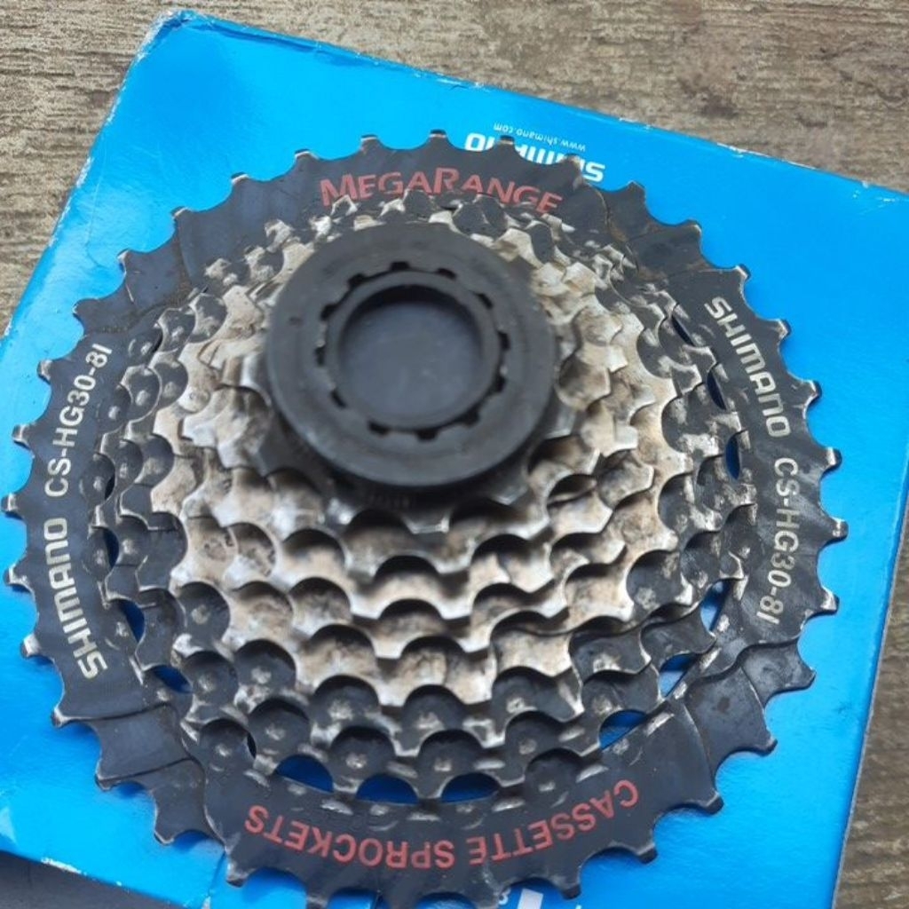 gear cassete sprocket shimano 8 speed Mega range