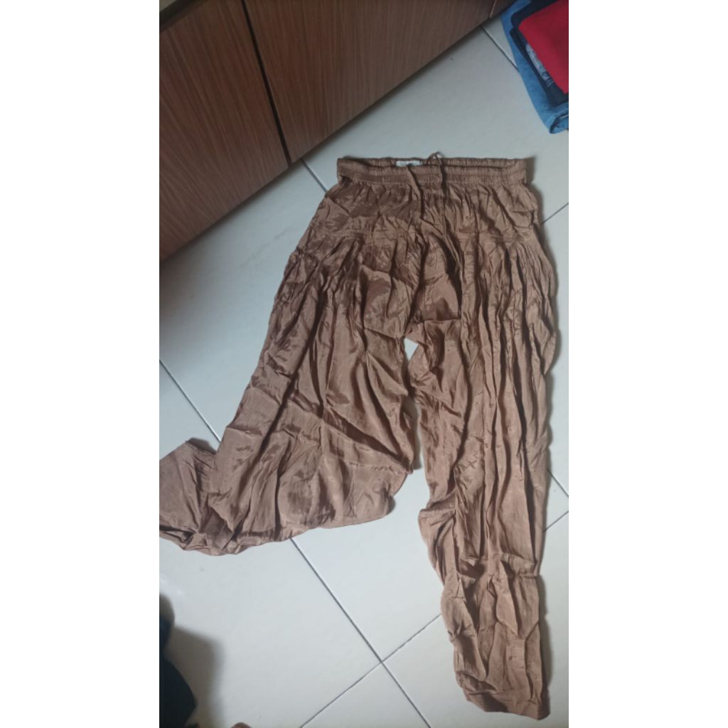 [preloved] Celana Panjang Wanita Coklat Muda