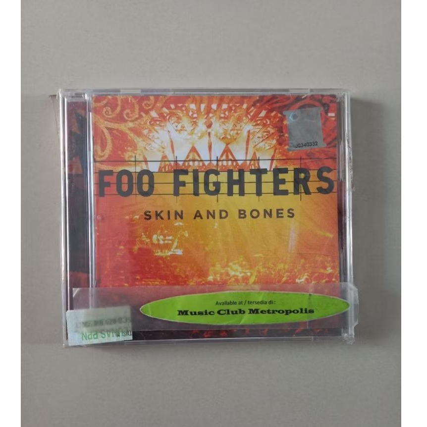 CD FOO FIGHTERS - SKIN AND BONES IMPORTED