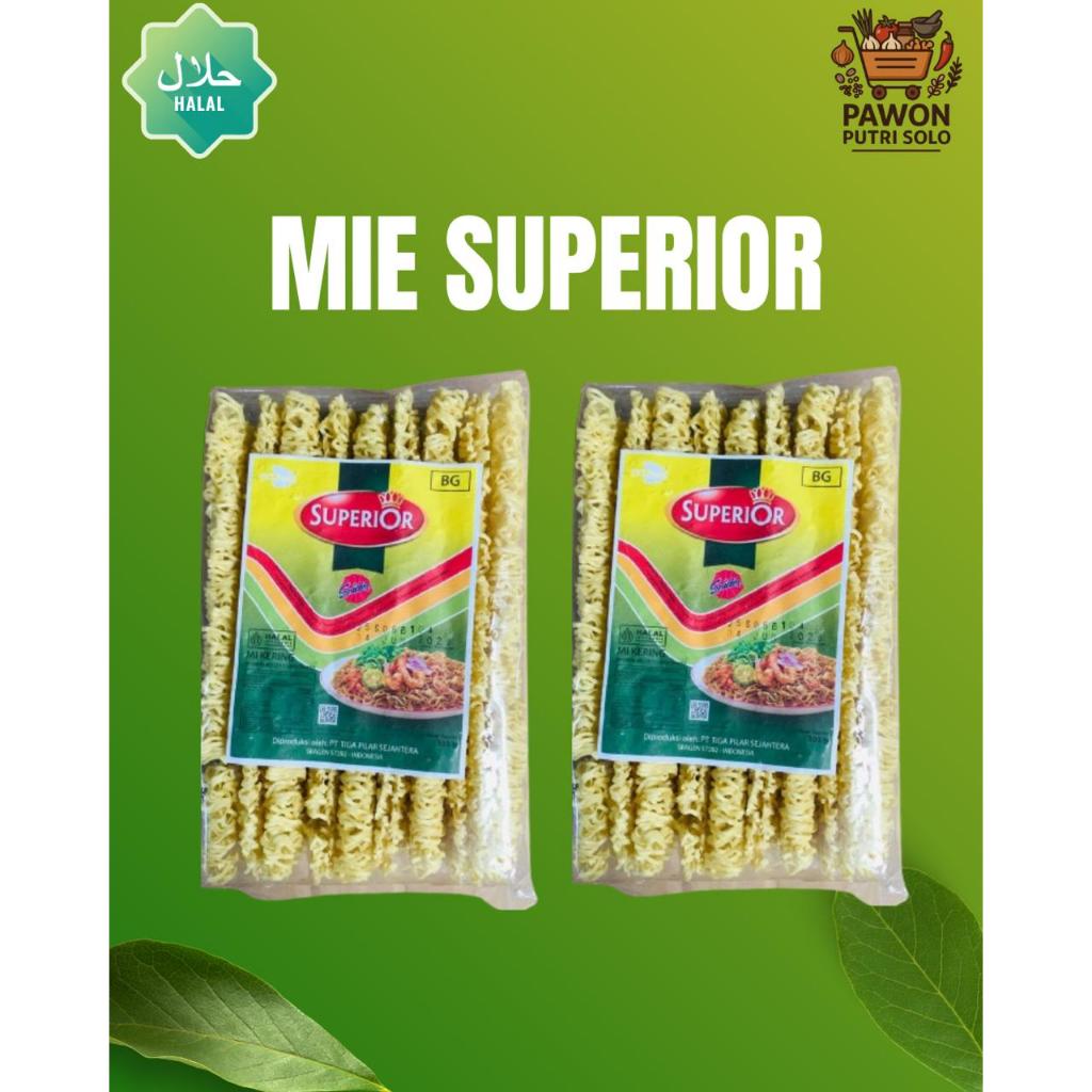 

Mie Kering Superior Mie Keriting 303gr (1 kg muat 4 pc Mie Superior)
