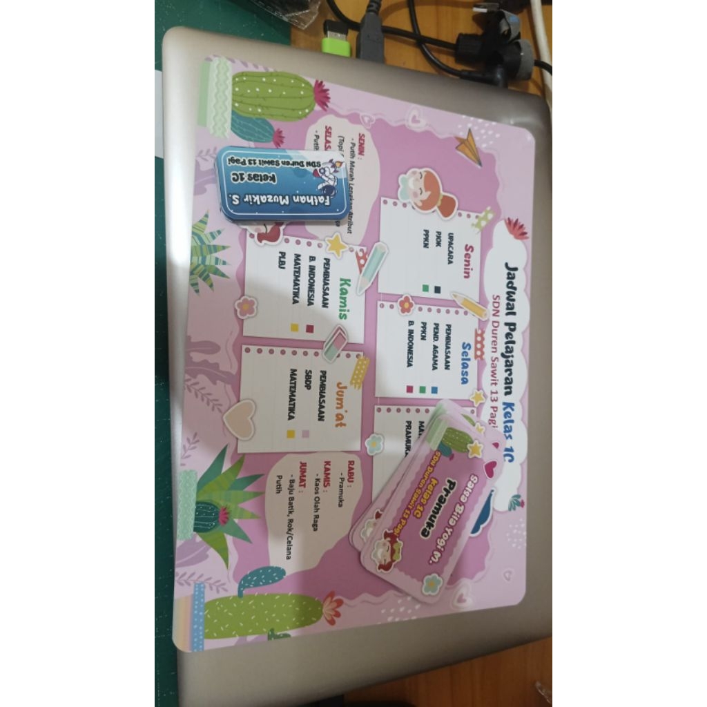 

label buku jadwal sekolah