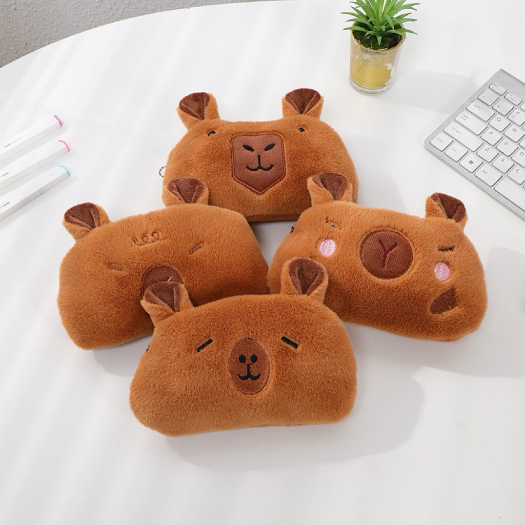 

TEMPAT PENSIL BULU CAPYBARA 10837 | TEPAK KAIN IMPORT LUCU ANAK-ANAK | TEMPAT PENSIL IMPORT TEPAK TEMPAT POUCH MAKEUP