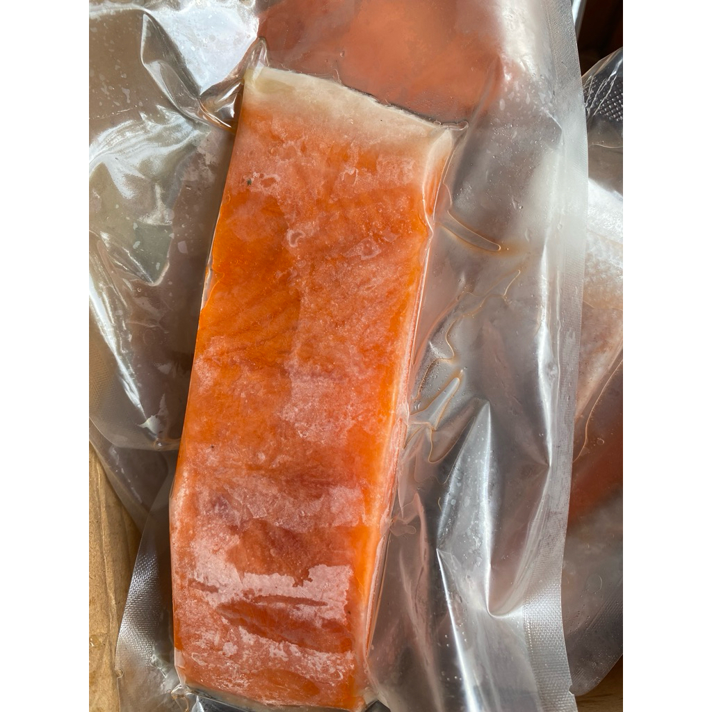 

Salmon Portion / Fillet Ikan Salmon
