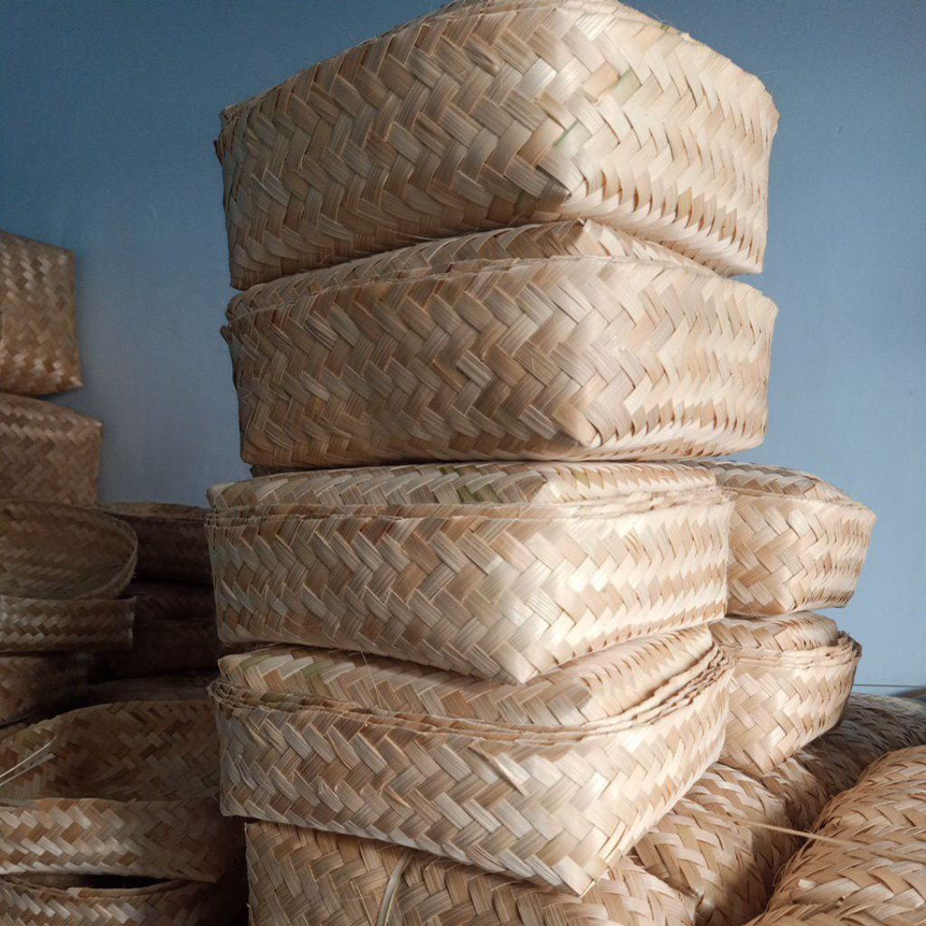 

Besek 25X25 1KODI = 20 Pasang Besek Bambu Bakul Bambu