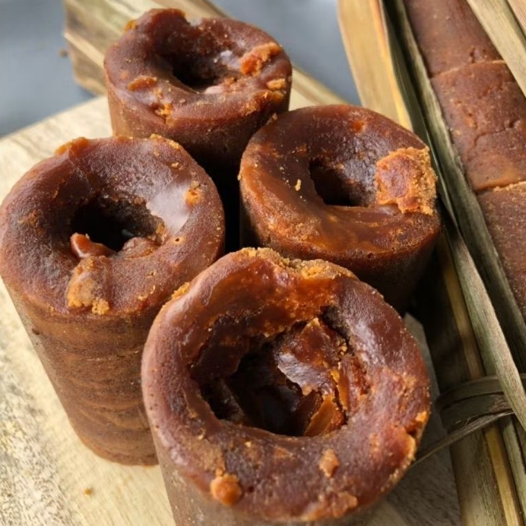 

Gula Aren Kawung Asli 100% Murni Alami Tanpa Pengawet Berat 1Kg