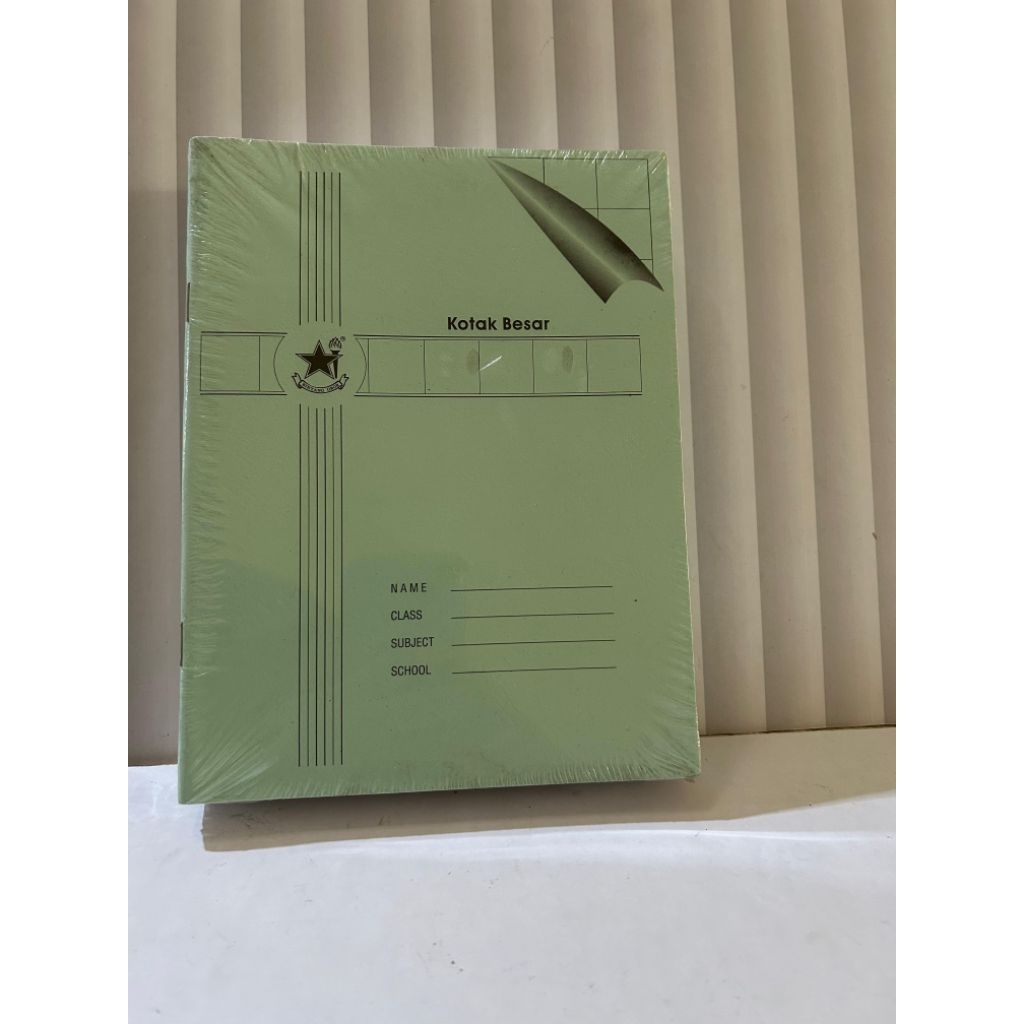 

Buku tulis kotak besar 1 pack isi 5 buku