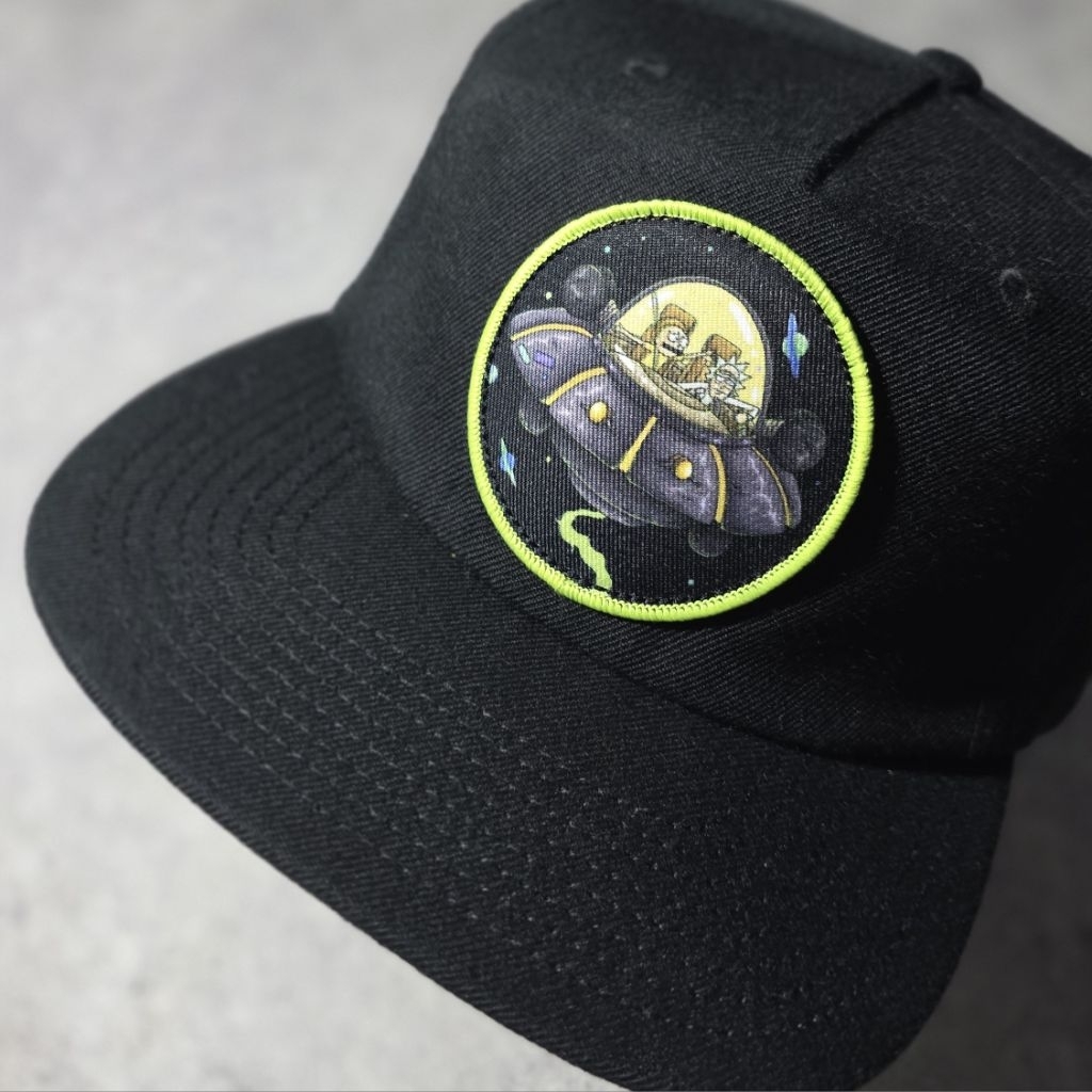 TOPI RICK AND MORTY OFFICIAL CARTOON NETWORK 2017 SNAPBACK HATS