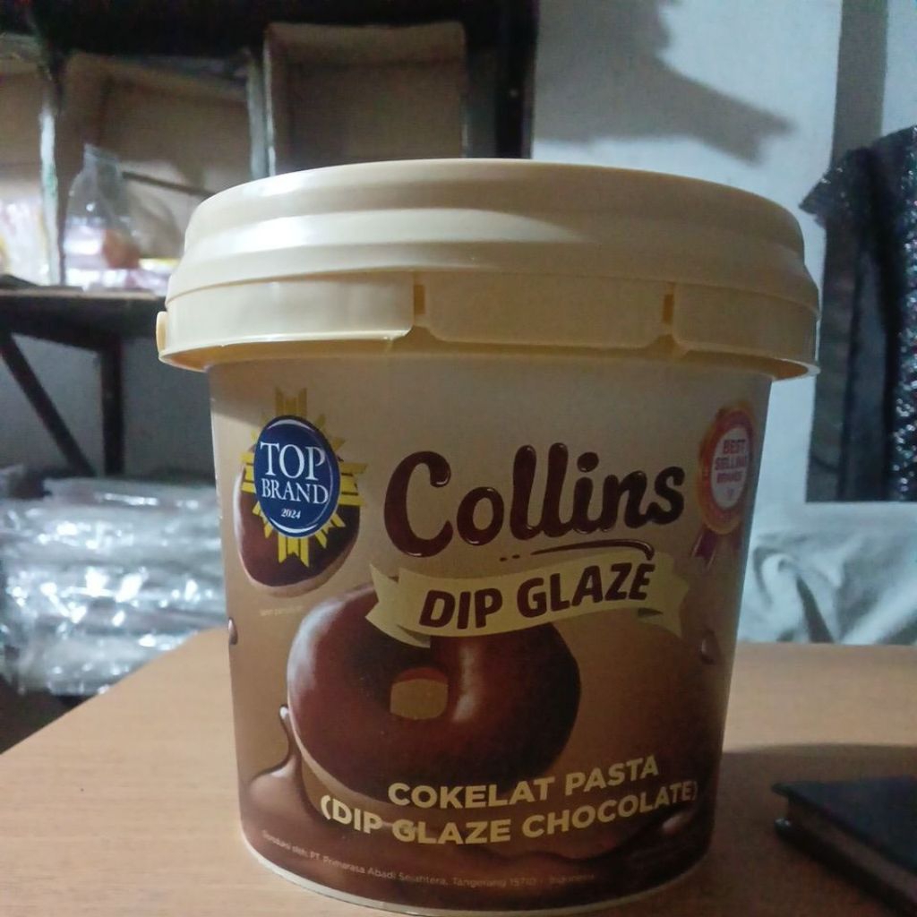 

Collins Glaze Cokelat 1 kg