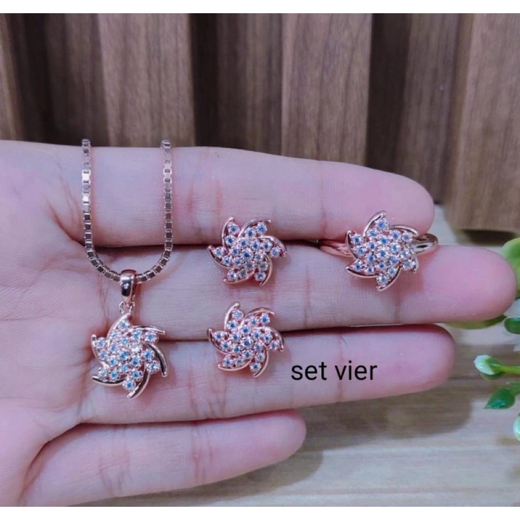 Set tura kipas cantik replika berlian asli berlian medan awet tahan lama