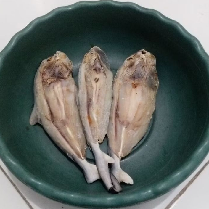 

Ikan Asin Cucut Belahan