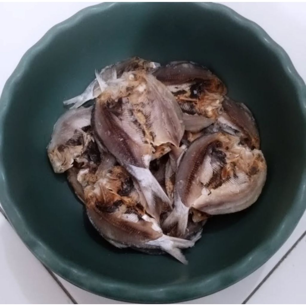 

Ikan Asin Tembang Belahan