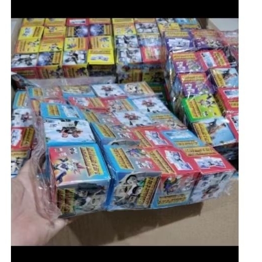 mainan kotak berhadiah uang dan mainan