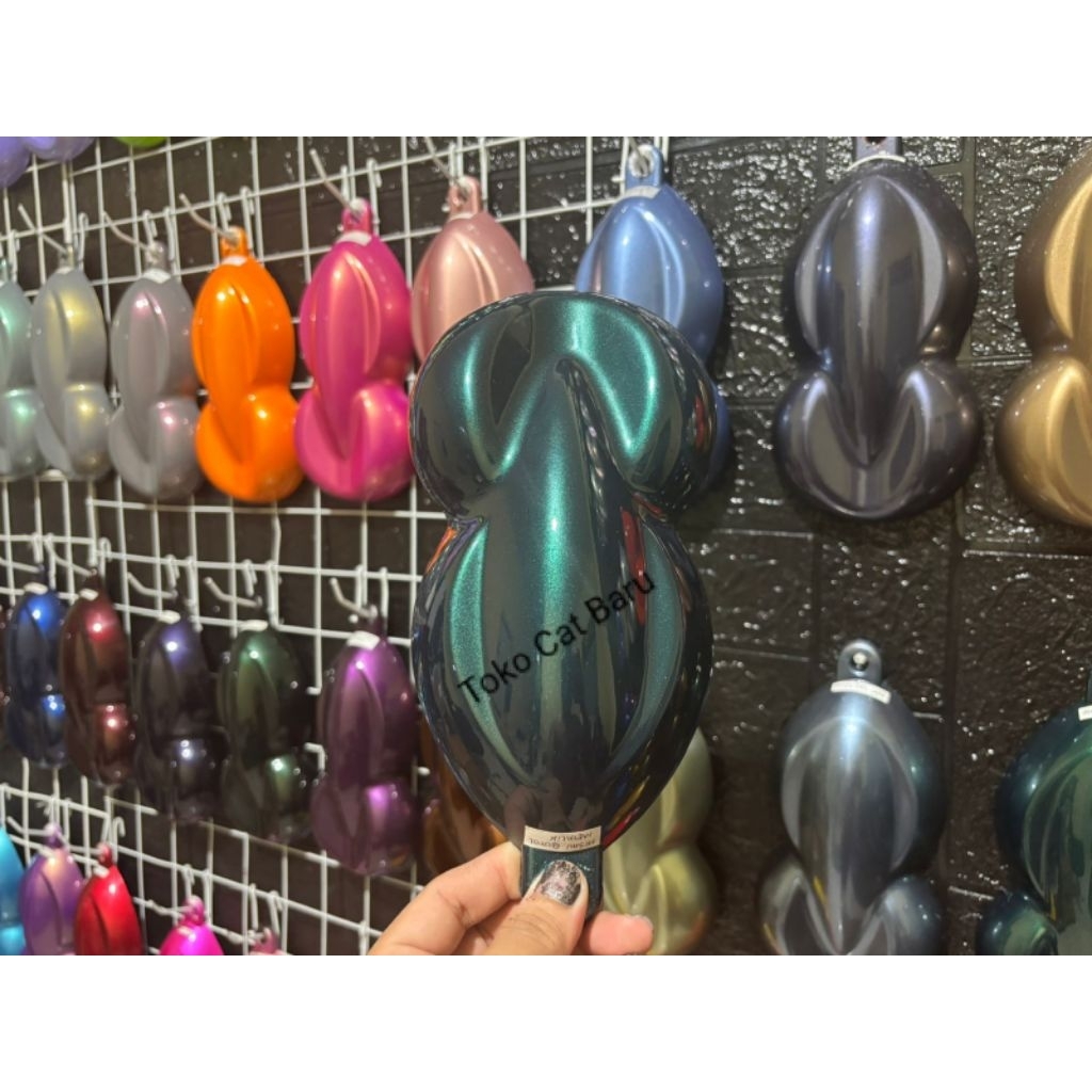 cat hijau botol metalik pu