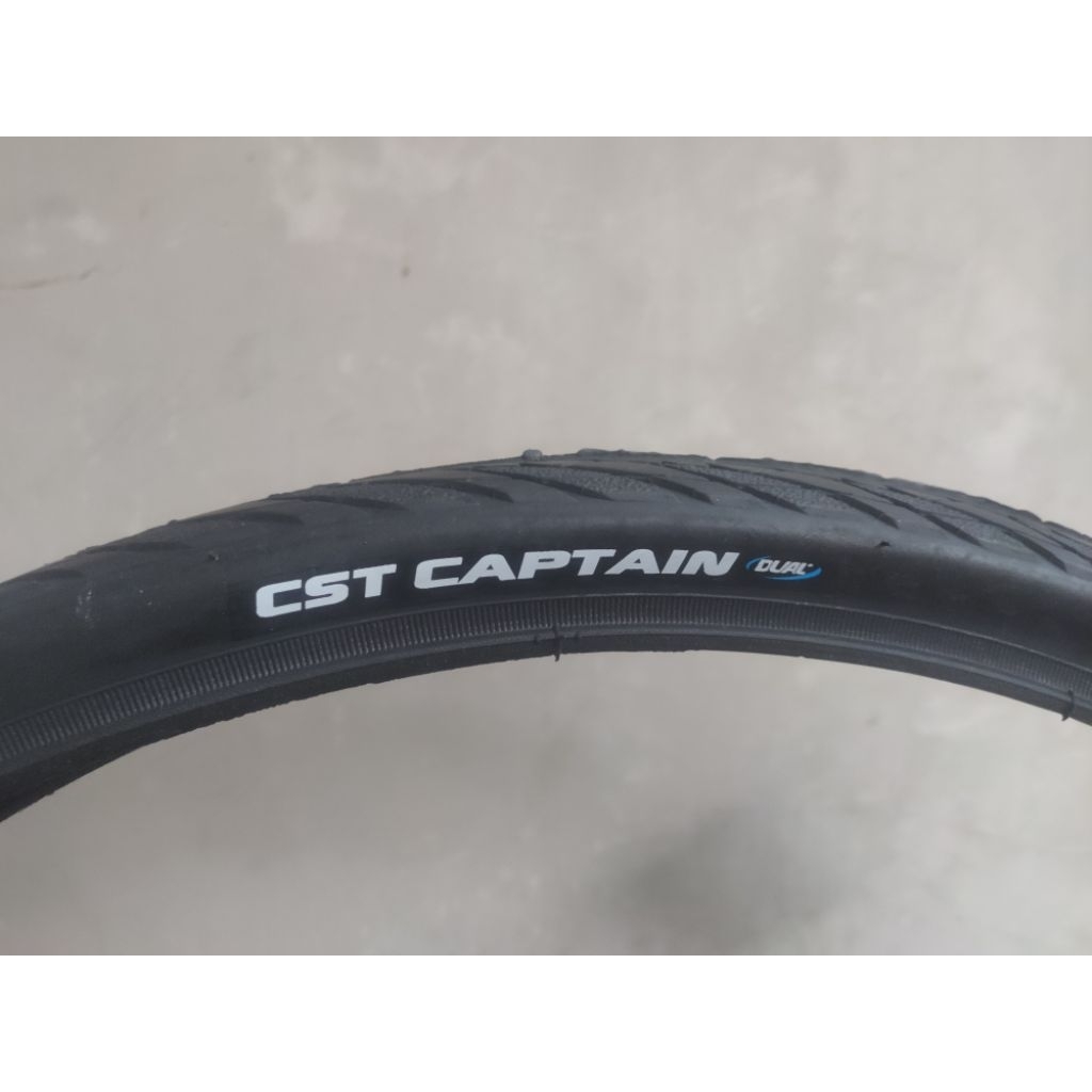 Ban luar sepeda mtb 26 x 1.75 CST captain