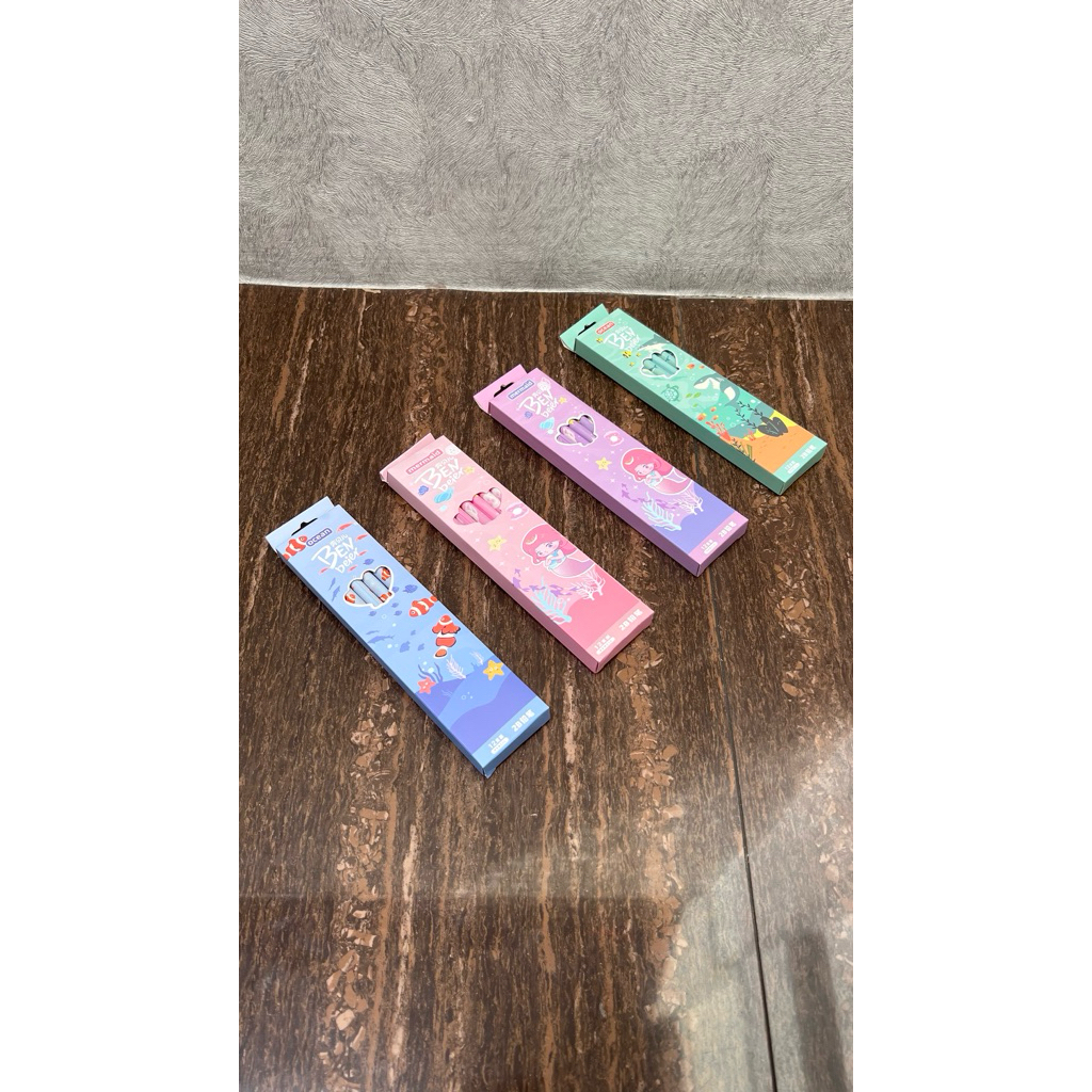 

1 Lusin isi 12 Pcs PENSIL 2B Motif Lucu Imut Pensil 2B Set 12 Pcs Karakter Dengan Tulisan Tebal