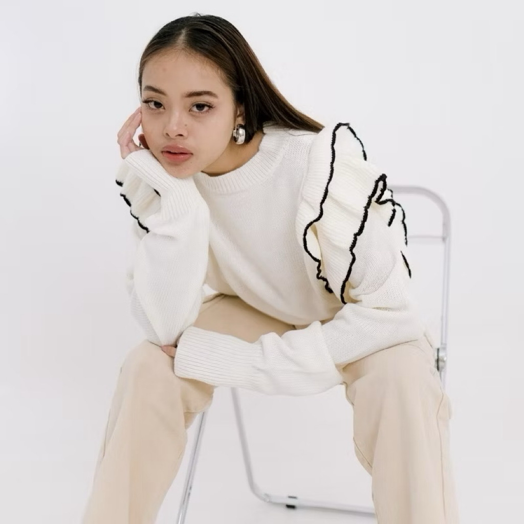 LEVIORA | Alicia Sweater preloved