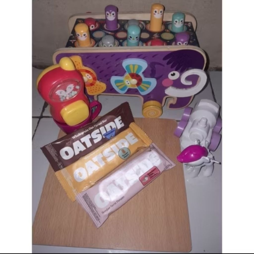 

Oatside bar cemilan sehat coklat peanut strawberry