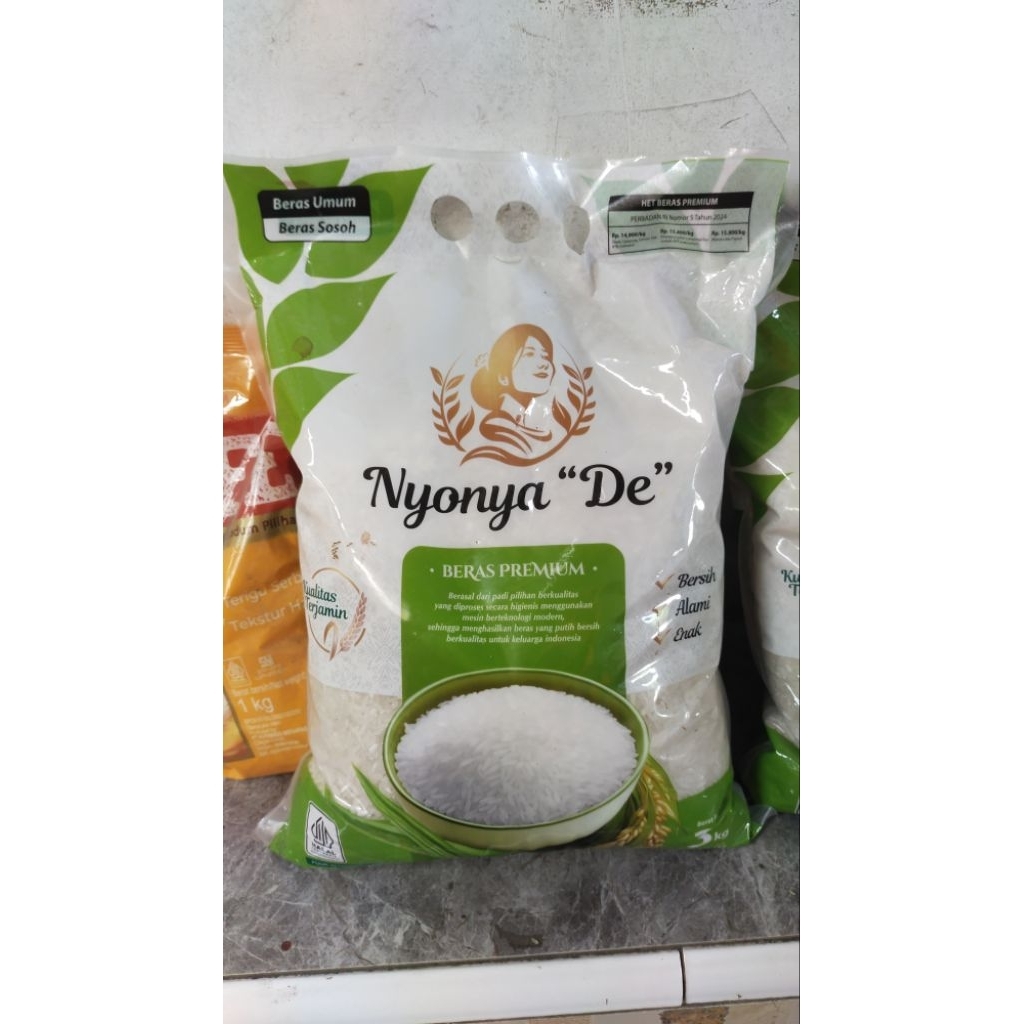 

Beras Premium Nyonya "De" 5 Kg