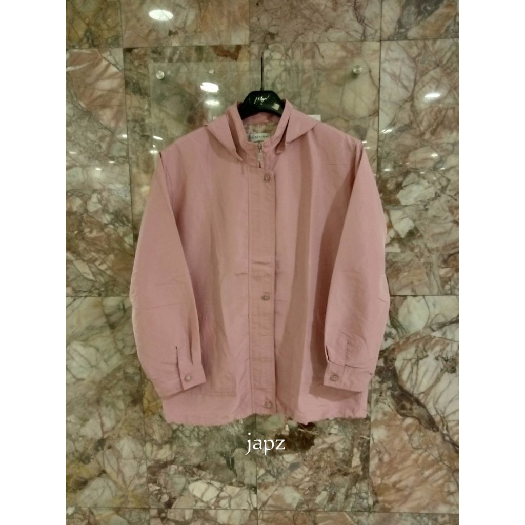 sale jaket tipis wanita ISK natural size m