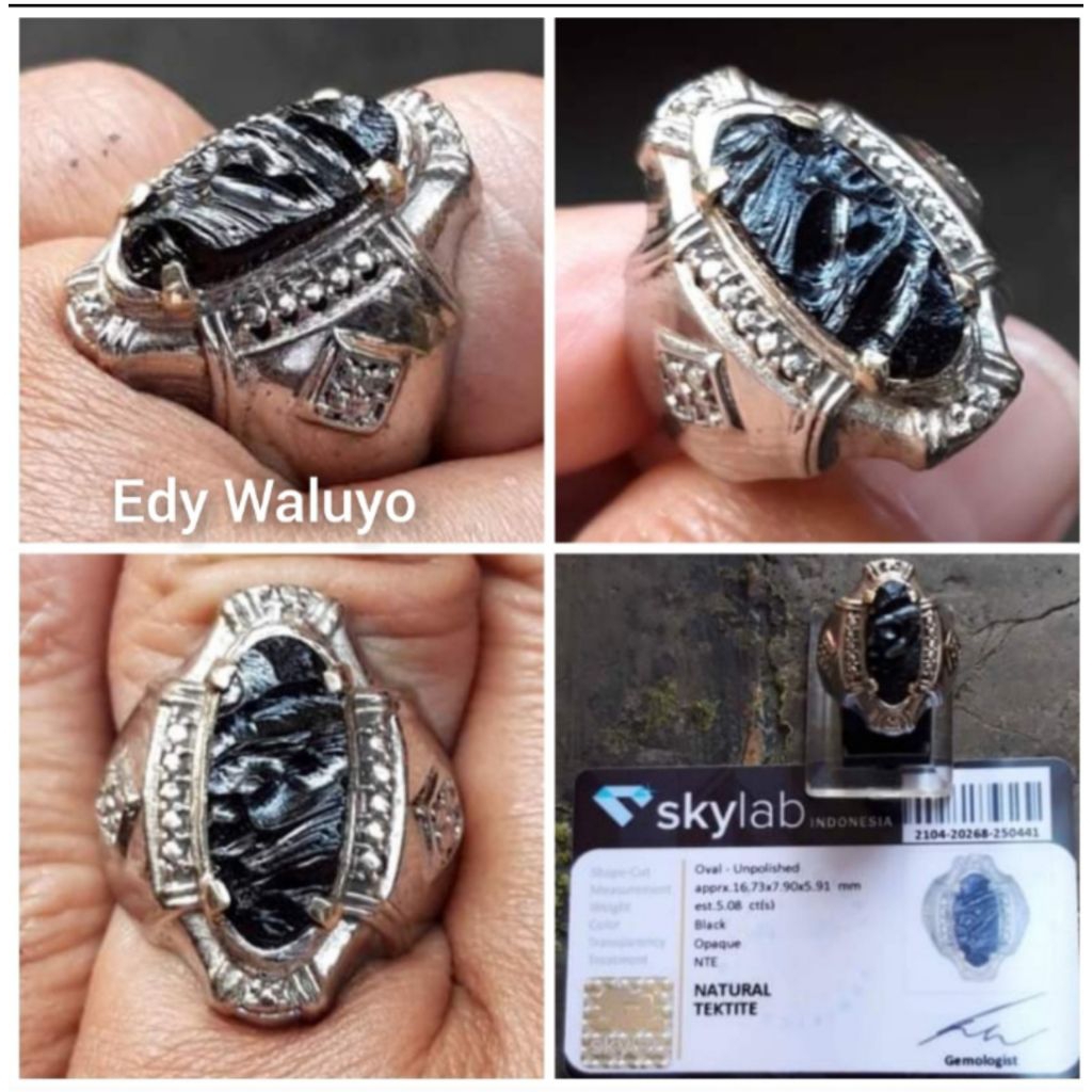 Natural  Tektite / Batu Meteor