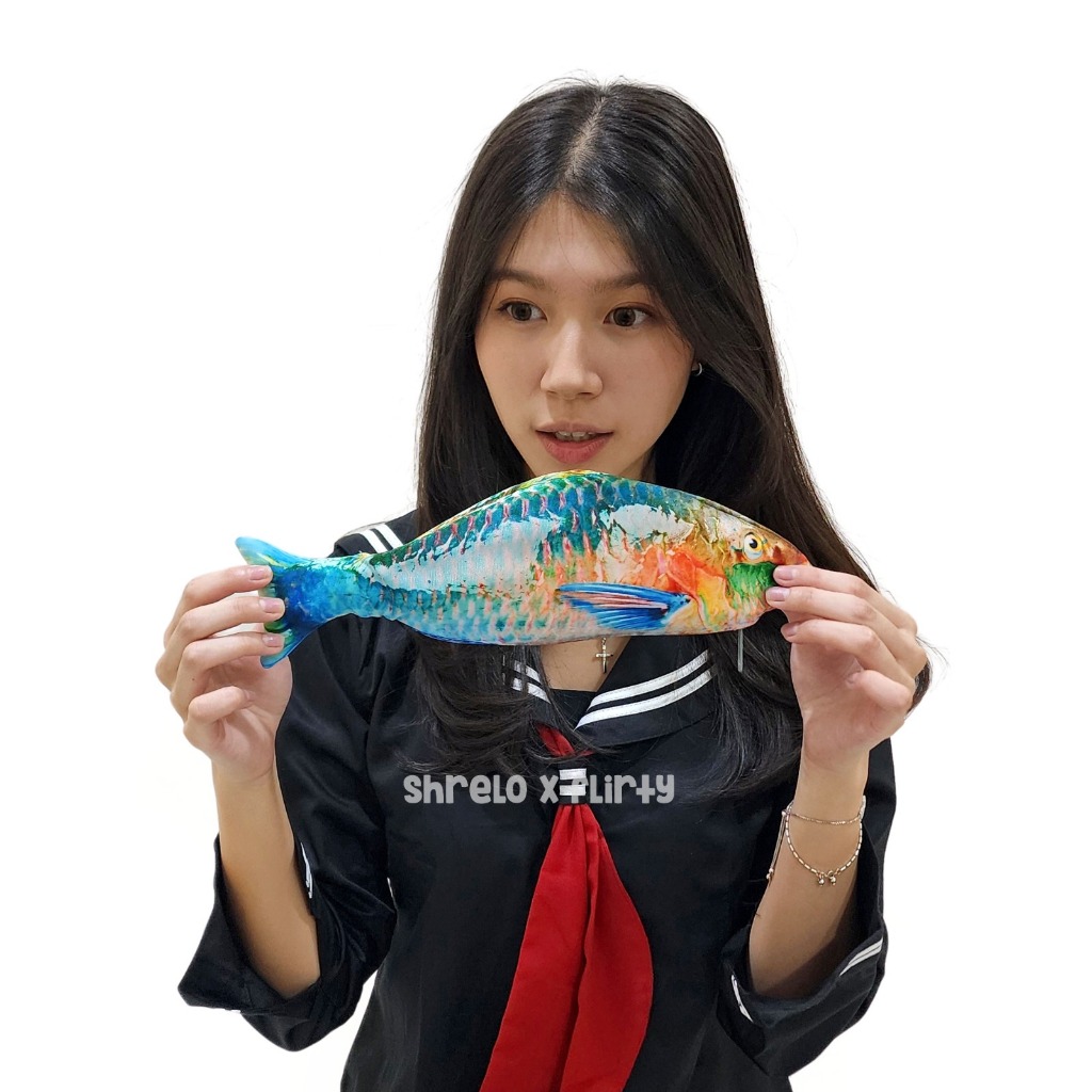 

Tempat Pensil Ikan Kakatua buat yang hobby mancing fishing hadiah unik sekolah kantor
