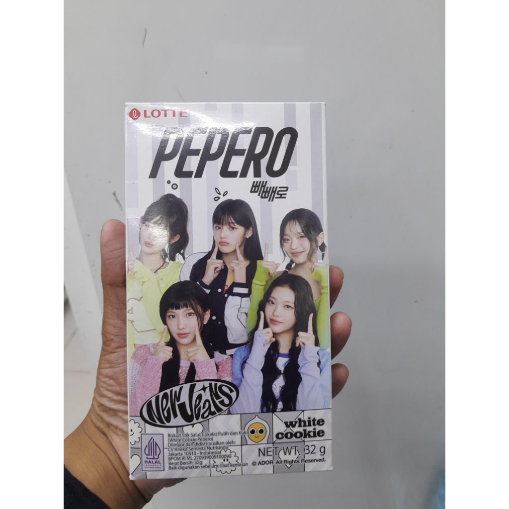 

pepero white cookies