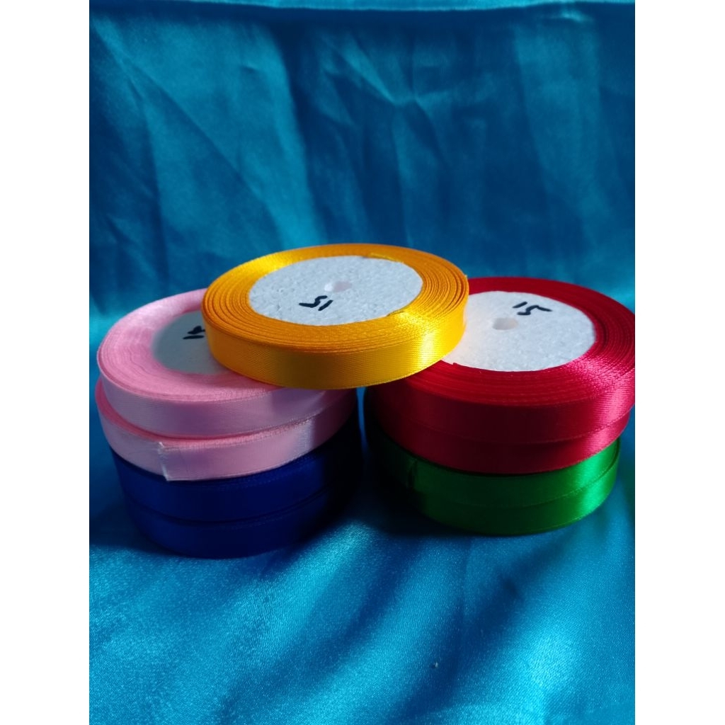 

Promo Cuci Gudang" Pita Satin 1cm (Harga per Roll)