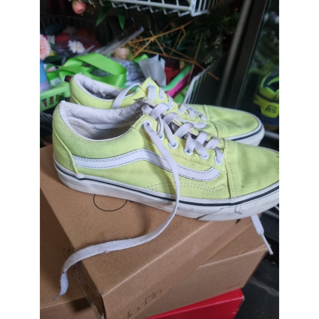 SEPATU VANS ORIGINAL 100% PRELOVED