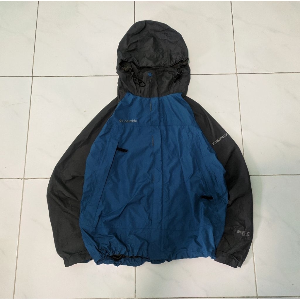 Columbia titanium goretex